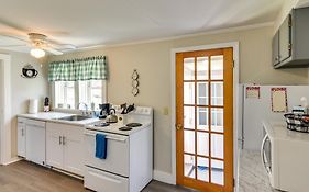 Newport House Less Than 3 Mi To Beaches And Bowens Wharf!